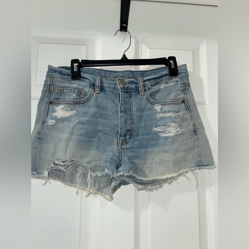 American Eagle distressed denim shorts